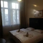Albatros Bed & Breakfast