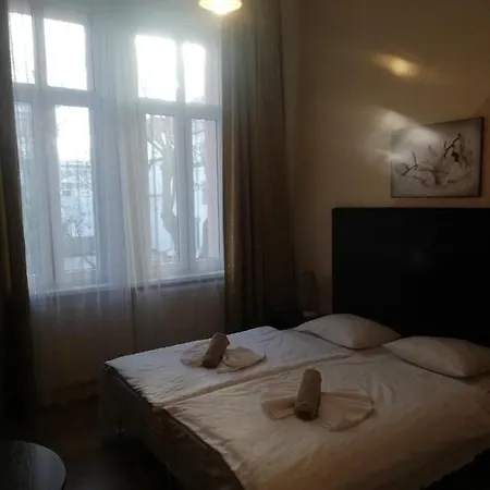 Albatros Nocleg ze śniadaniem