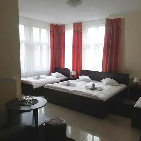 Albatros Bed & Breakfast Svinoústí