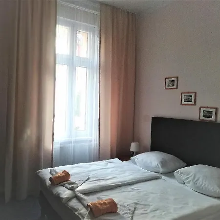 Bed & Breakfast Albatros *