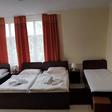 Albatros Bed & Breakfast Svinoústí